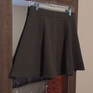 H&M skirt. Hunter green. Size M.
